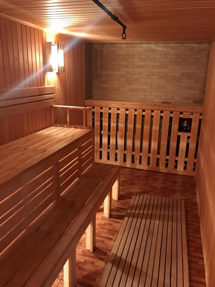 Mirage Hotel Kostanay Luaran gambar