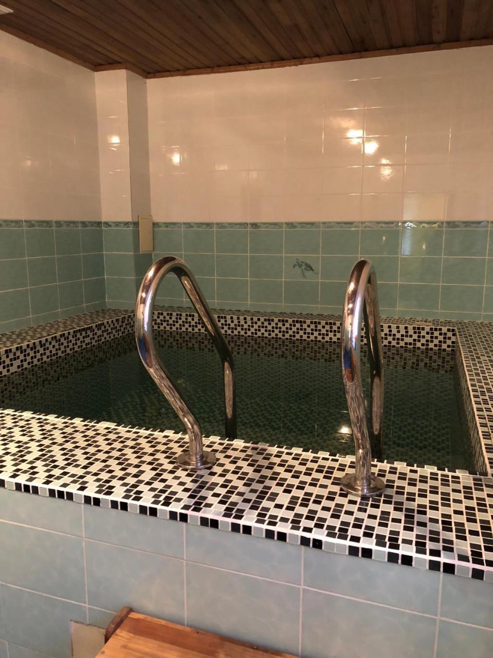 Mirage Hotel Kostanay Luaran gambar